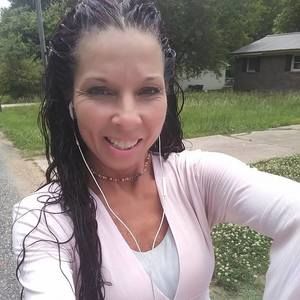 Meet your Posher, Cynthia